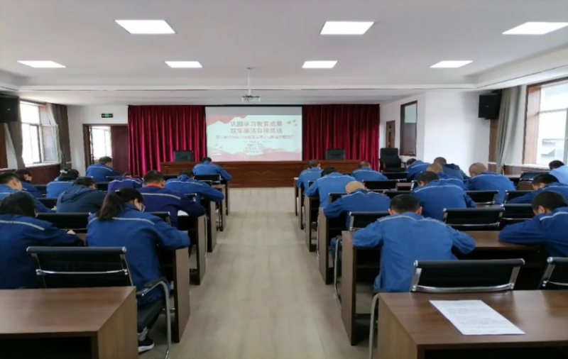 物產(chǎn)配送公司黨委開展深入貫徹中央八項(xiàng)規(guī)定精神學(xué)習(xí)教育應(yīng)知應(yīng)會答題主題黨日活動(dòng)