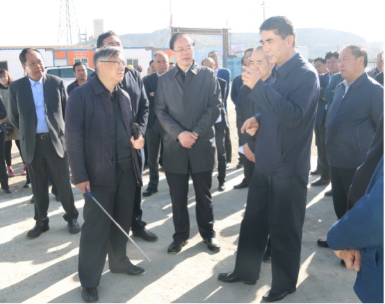 省委副書記、省長王建軍等領(lǐng)導(dǎo)一行視察海東工業(yè)園區(qū)臨空綜合經(jīng)濟(jì)園