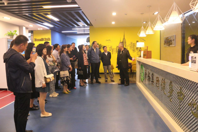 書(shū)香青海、悅享青物